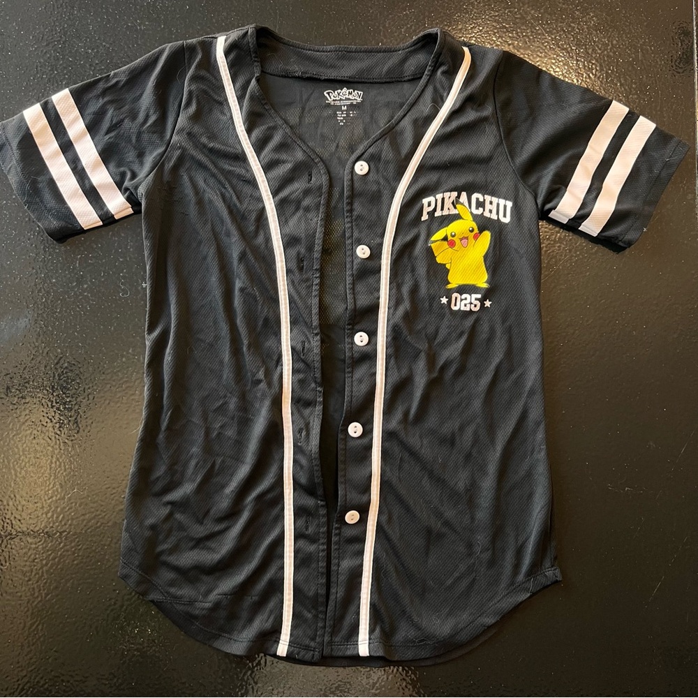 Hot Topic Pokémon Pikachu Black Yellow Baseball Jersey Shirt medium